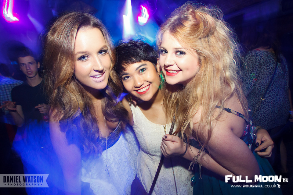 IMAGE: http://payload31.cargocollective.com/1/3/110609/2920389/01-03-2012-32_960.jpg